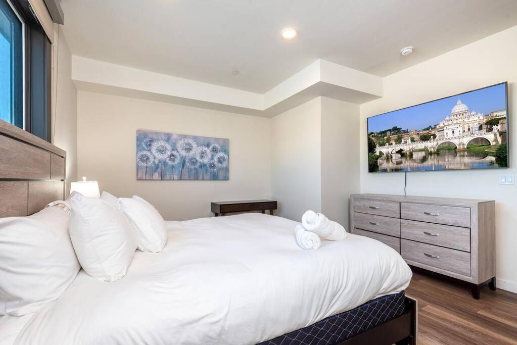 Luxurious Penthouse In Beverly Hills - Sleeps 10 Los Angeles Exteriér fotografie
