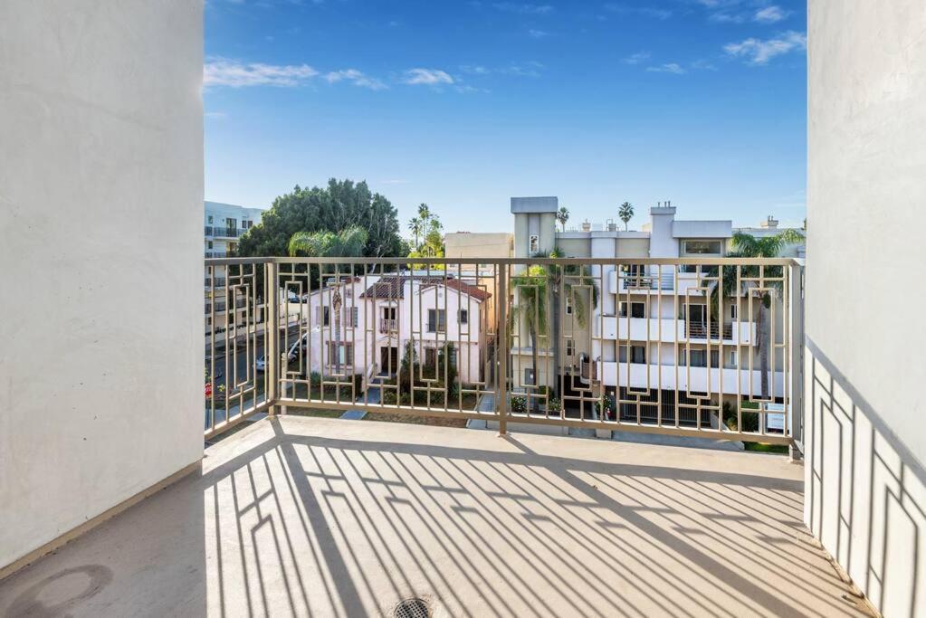 Luxurious Penthouse In Beverly Hills - Sleeps 10 Los Angeles Exteriér fotografie